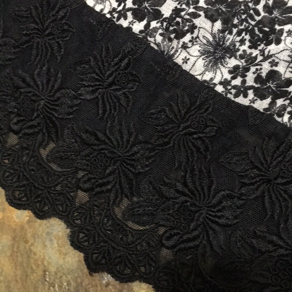 International concepts medium sheer top - Picture 4 of 7